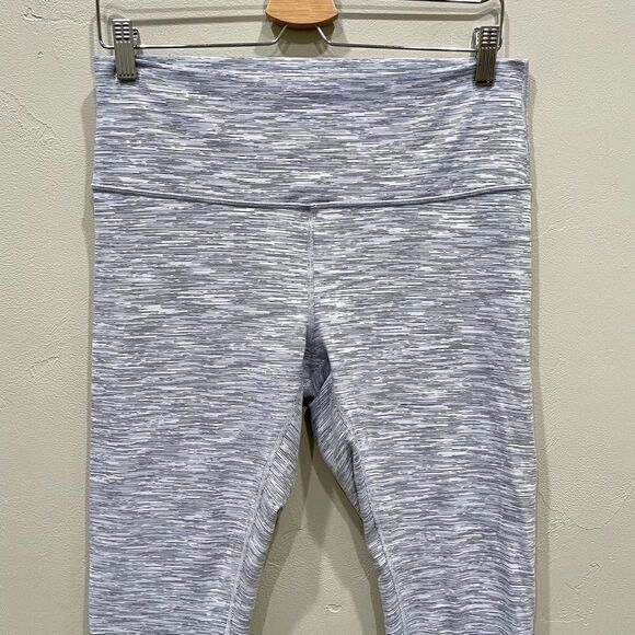 Lululemon Wunder Under Grey 7/8 Tight Leggings - Size: 12 - Picture 9 of 10